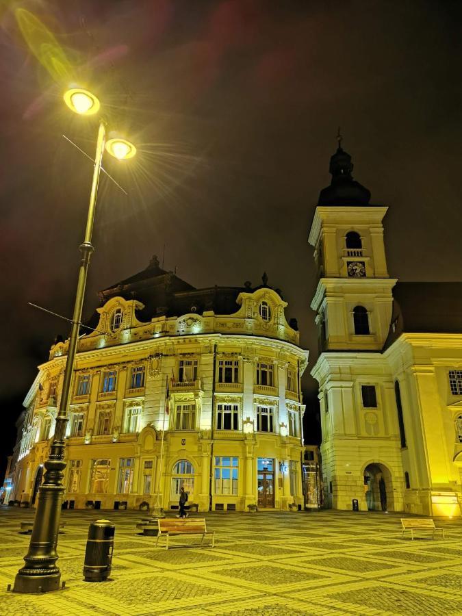 Apartament Plopilor Studios Sibiu Exteriör bild