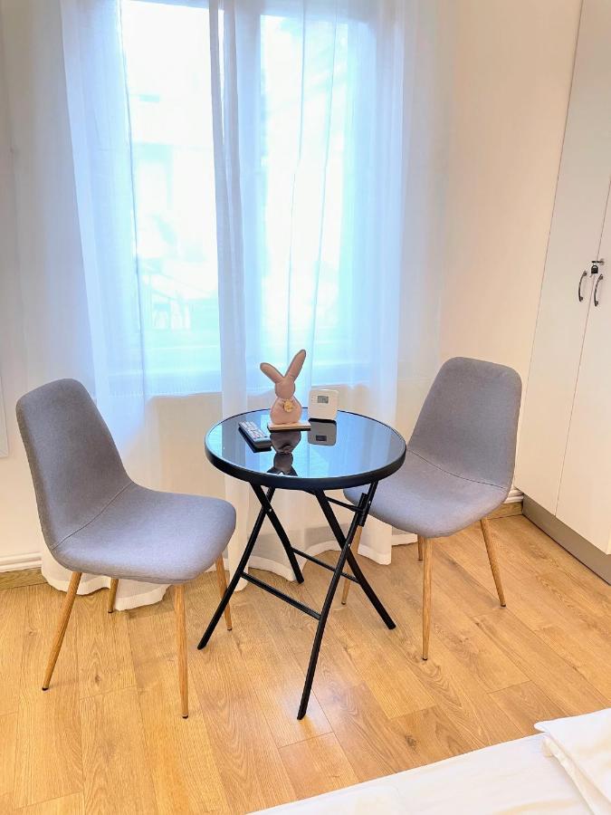 Apartament Plopilor Studios Sibiu Exteriör bild