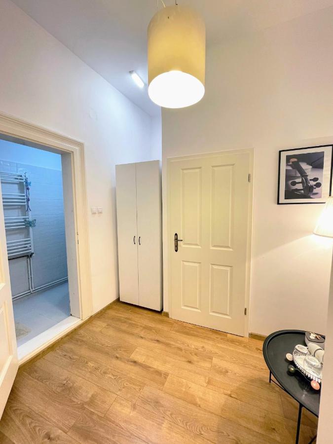 Apartament Plopilor Studios Sibiu Exteriör bild