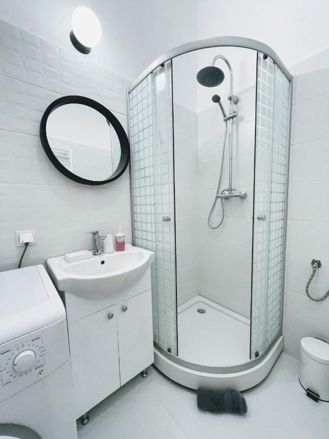Apartament Plopilor Studios Sibiu Exteriör bild