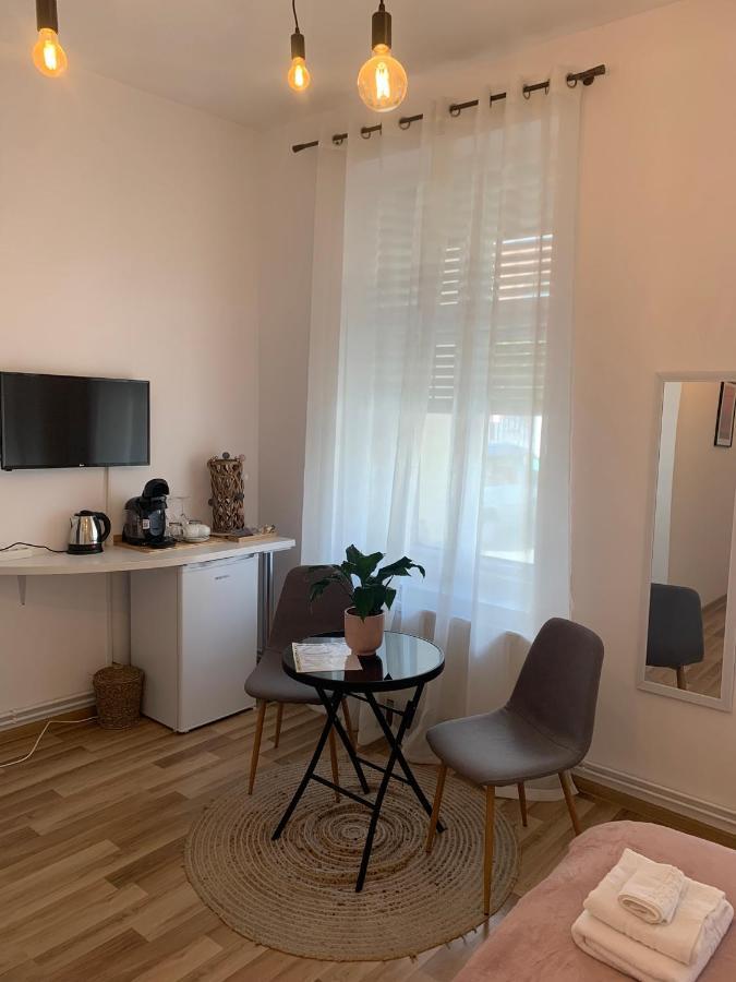 Apartament Plopilor Studios Sibiu Exteriör bild